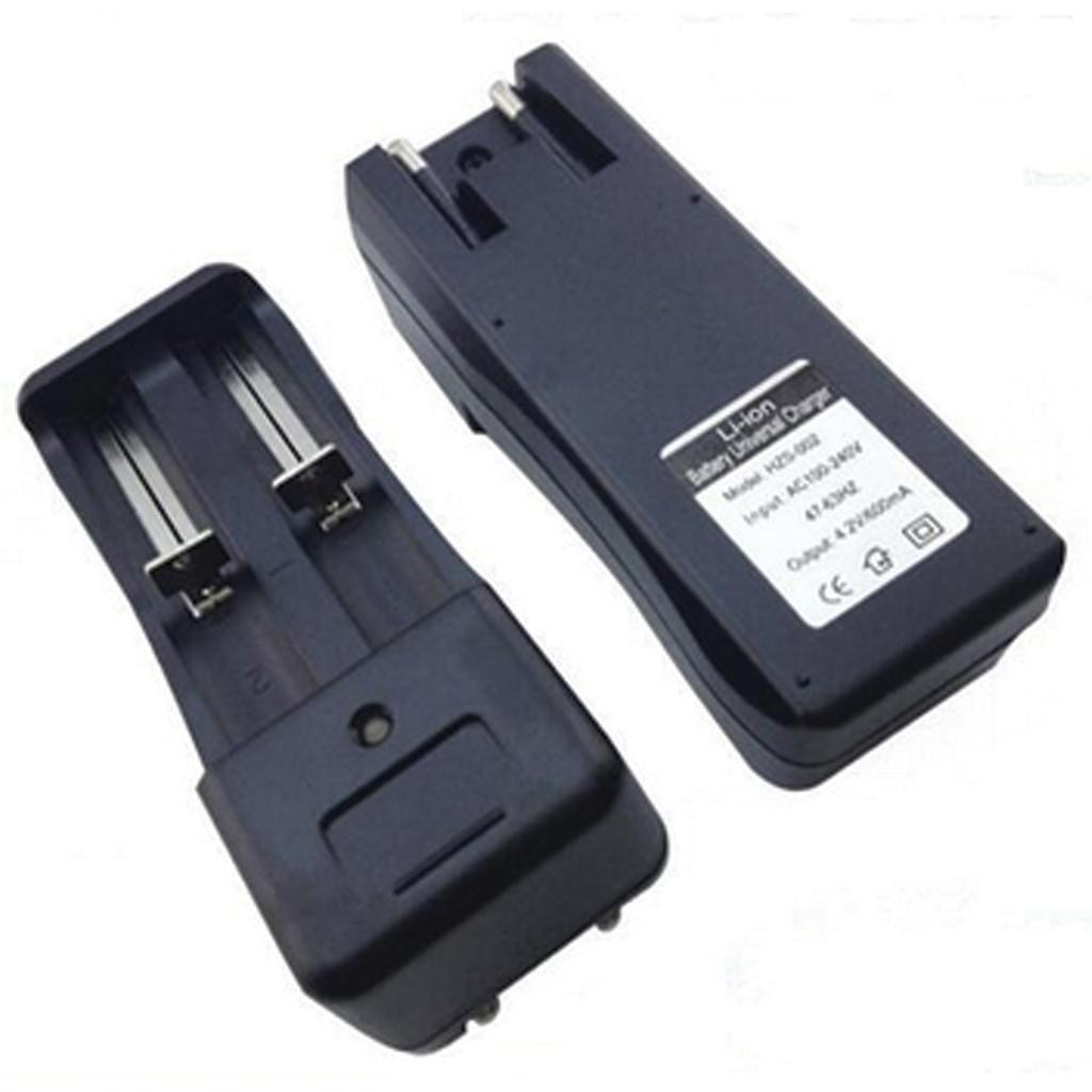 TwinPost Universal Dual-Bay Battery Charger - Matte Black